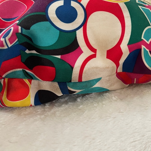 Coach Poppy Shoulder Bag GUC - Picture 14 of 16